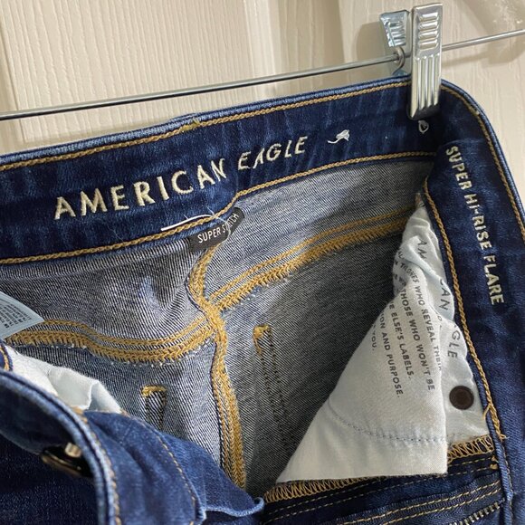 American Eagle Super Hi-Rise Flare Jean - Picture 5 of 8